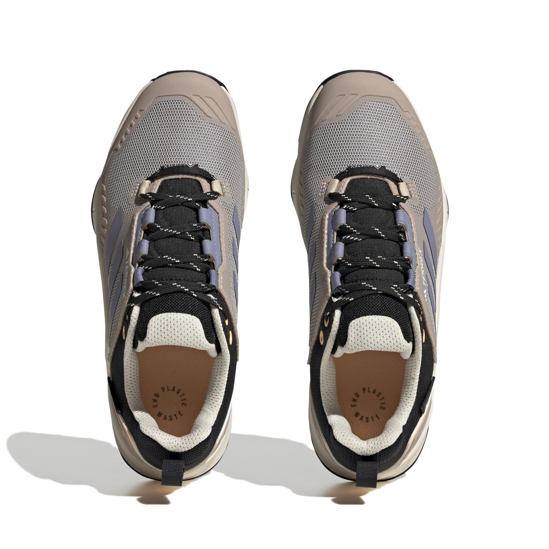 Damskie buty turystyczne adidas Terrex Swift R3 GORE-TEX