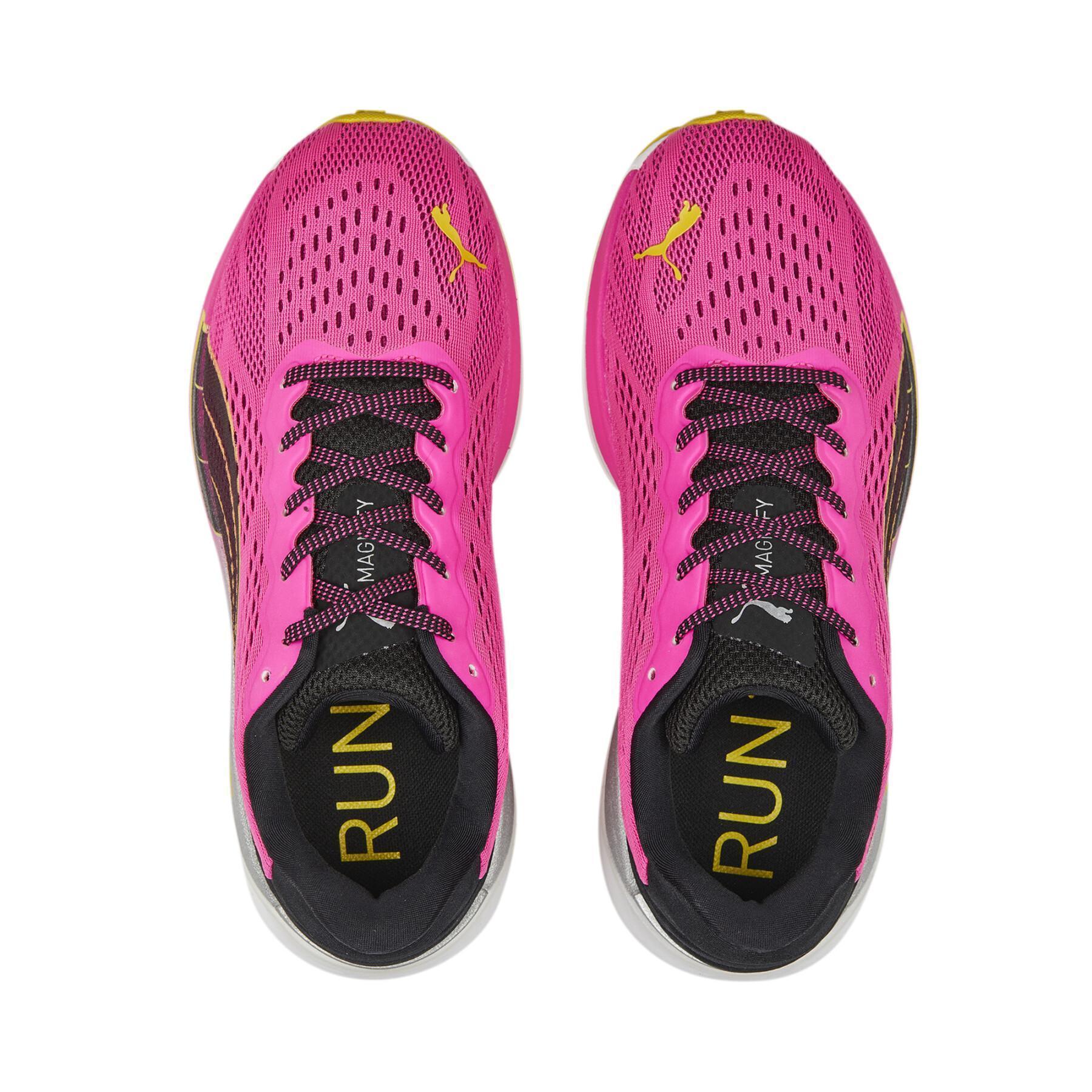 Buty do biegania dla kobiet Puma Magnify Nitro Surge